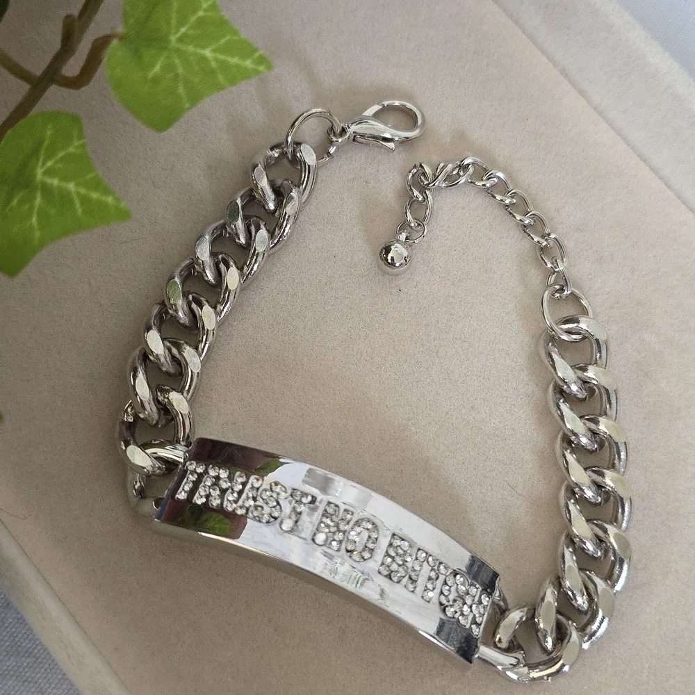 Silver Chunky Cuban Link ID Style Bracelet " Trust No B*tch"